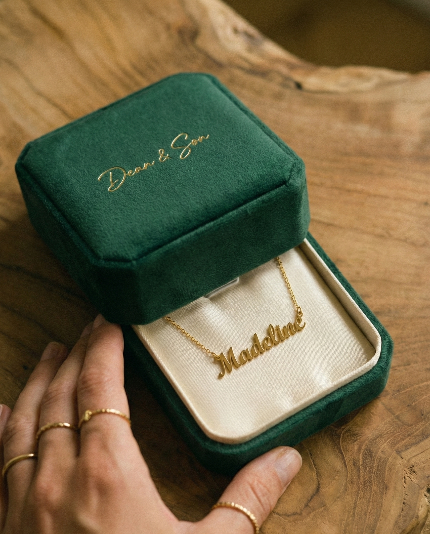 Peerlessly Name Necklace